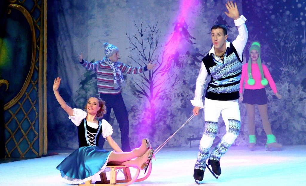 Το Russian Circus on Ice παρουσιάζει την παράσταση στον πάγο: “Η Βασίλισσα του Χιονιού”