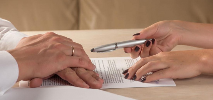Σίφουνας ο νέος νόμος για τα συναινετικά διαζύγια. Ενημερωθείτε εδώ για όλες τις αλλαγές!