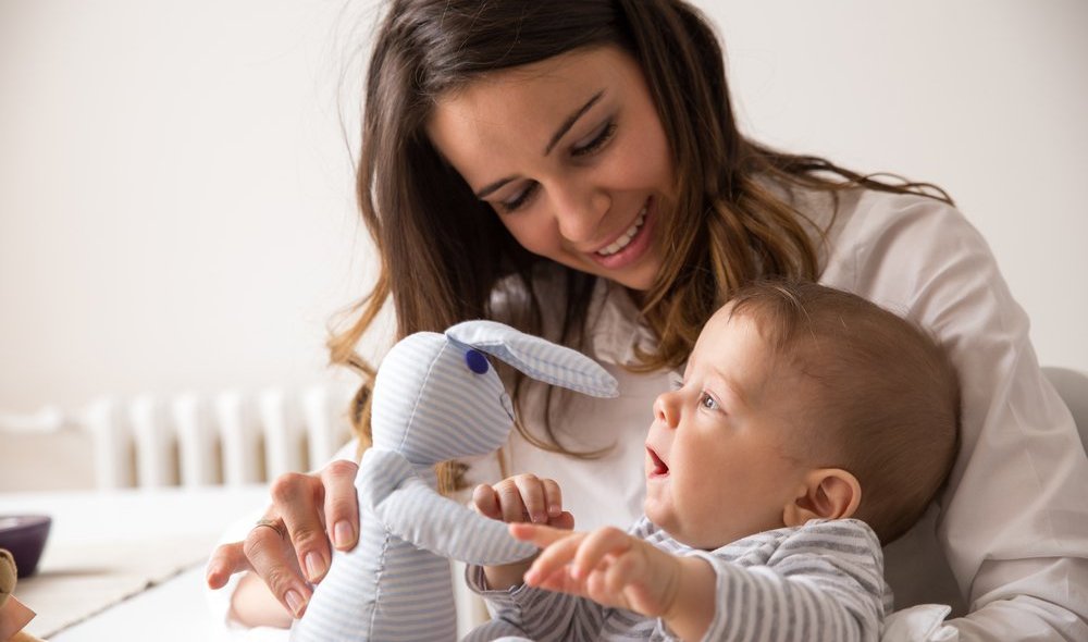 5 λόγοι γιατί να αναζητήσετε babysitter online